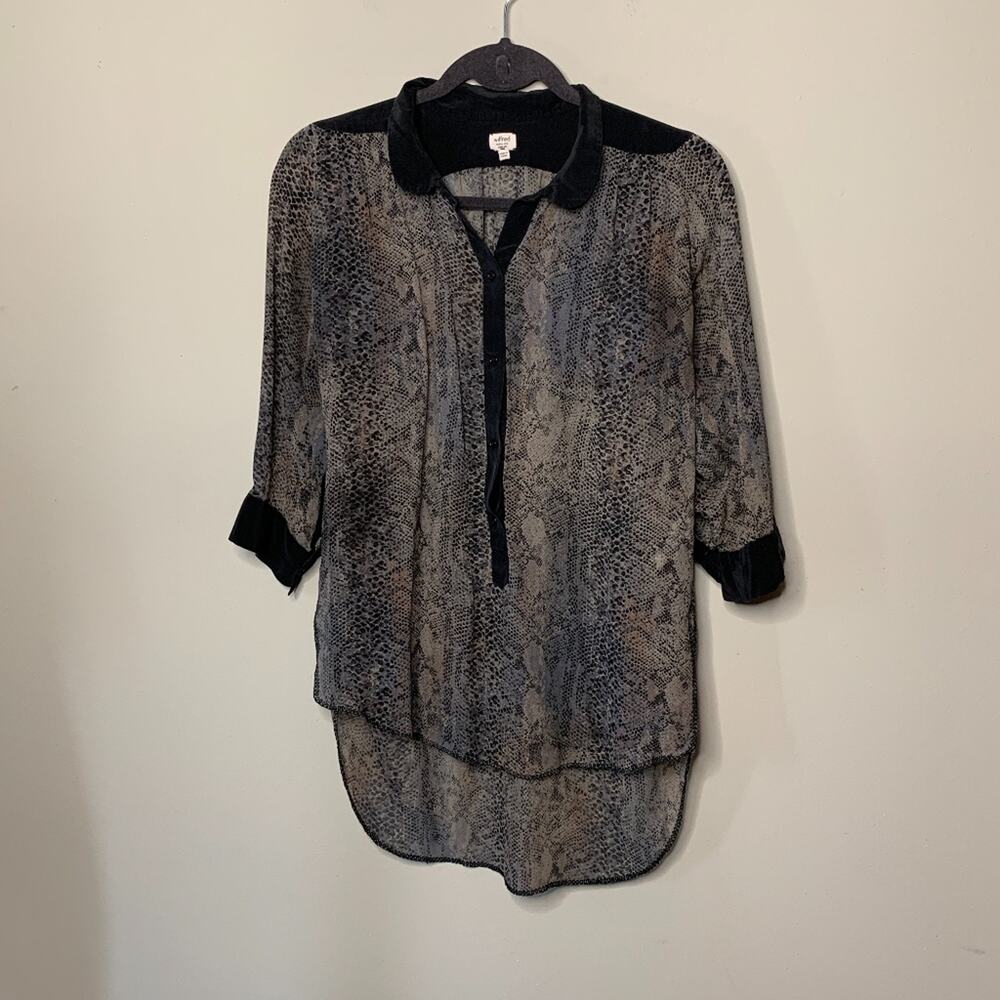 Wilfred Aritzia 100% Silk Snakeskin Print High-Low Blouse Grey Black‎ XS